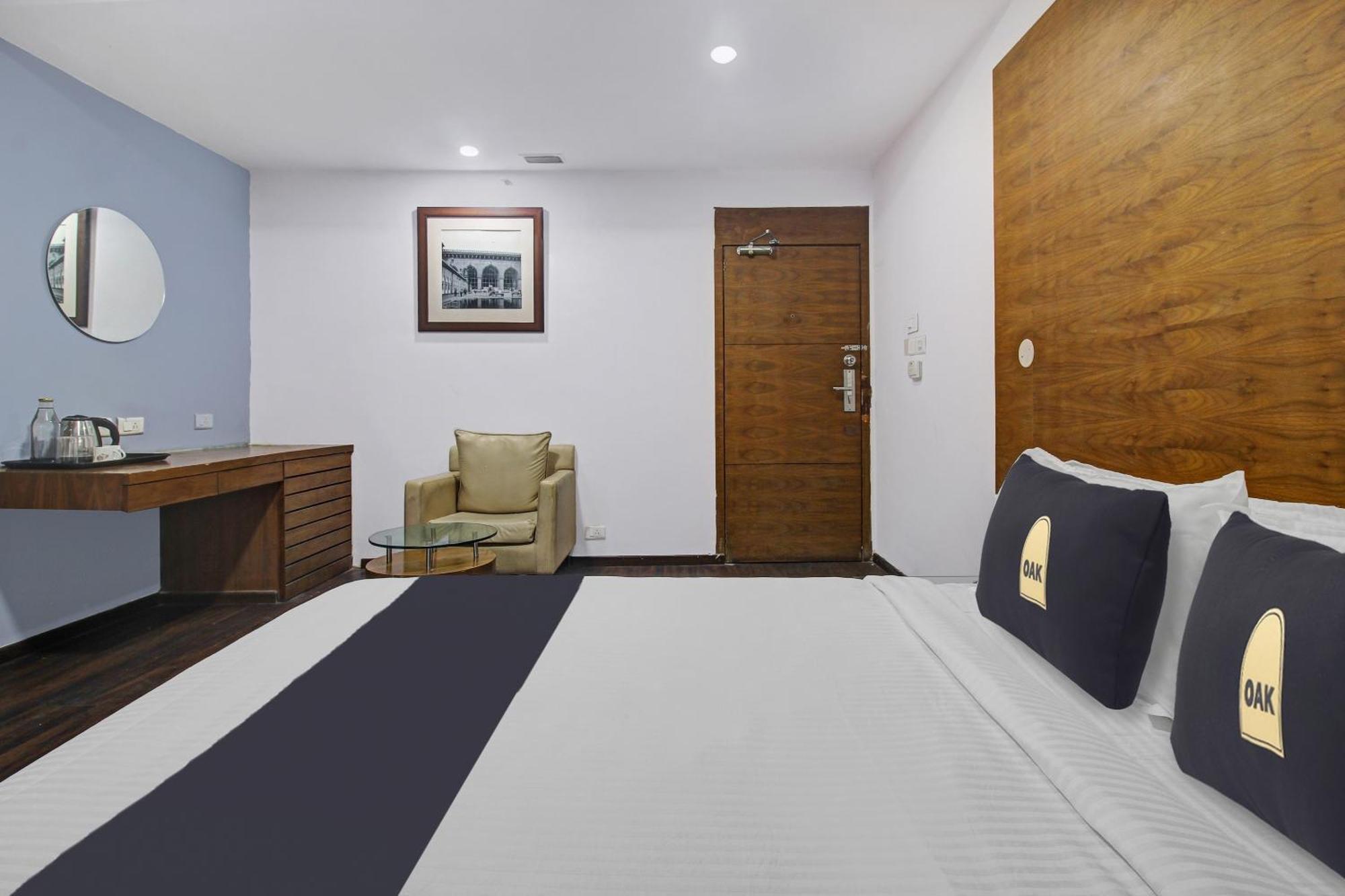 Townhouse Oak The Margi Hotel Near Yosufguda Metro Station Hyderabad Exterior photo