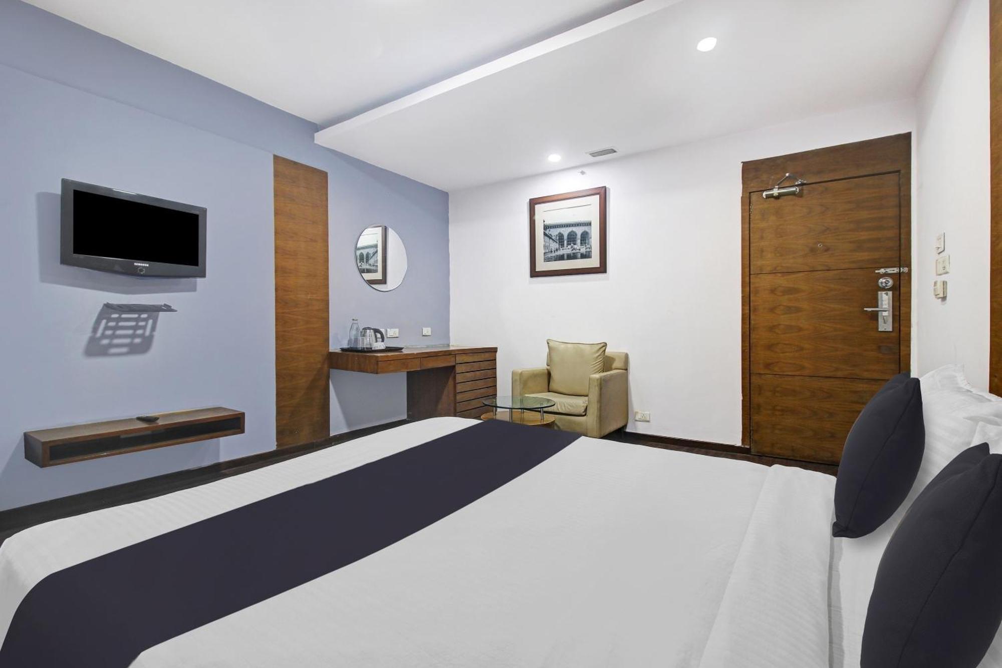 Townhouse Oak The Margi Hotel Near Yosufguda Metro Station Hyderabad Exterior photo